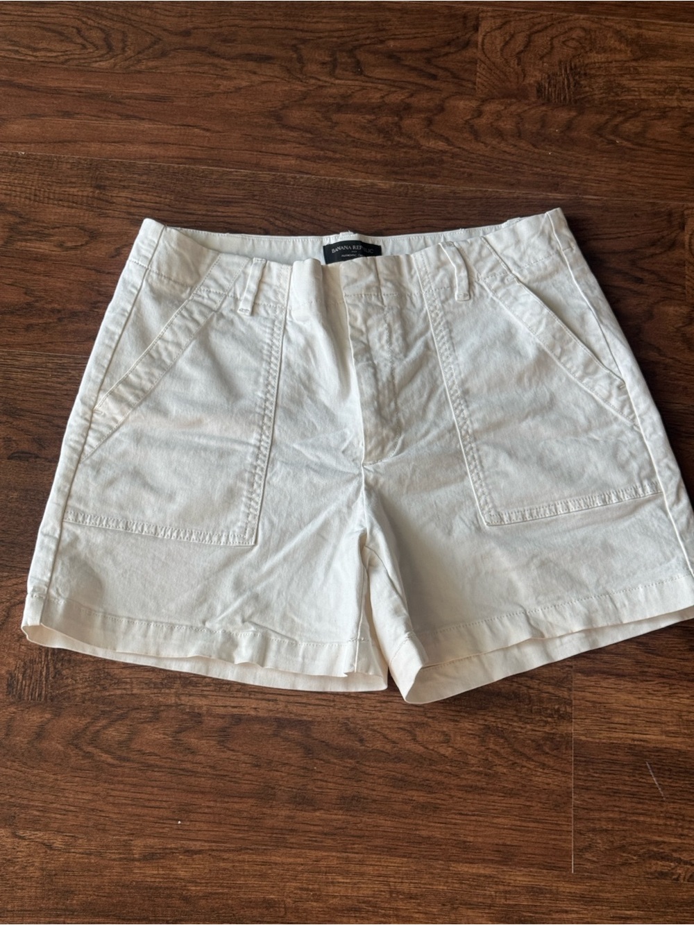 Banana Republic White Patch-Pocket Bermuda Shorts